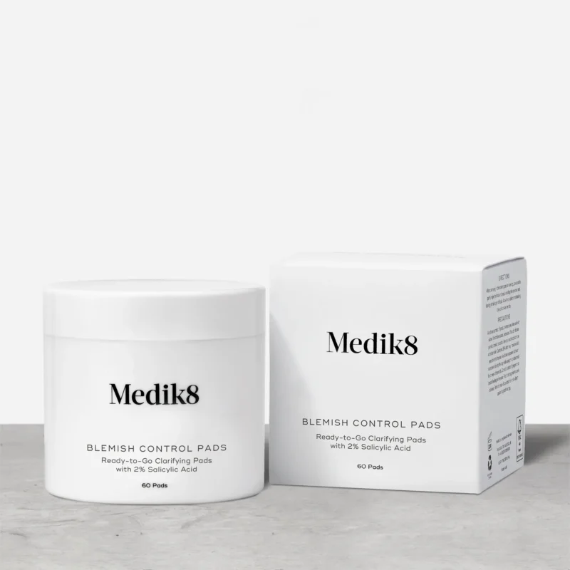 Medik8 Blemish Control Pads Безспиртові подушечки з 2% саліциловою кислотою для проблемної шкіри